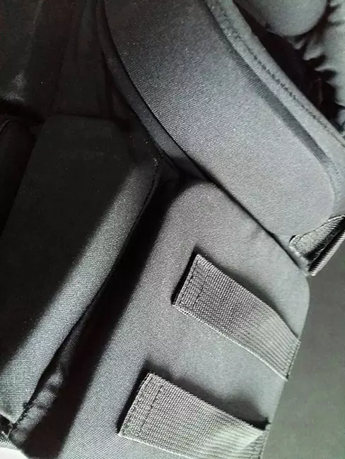 Plastron – Image 2